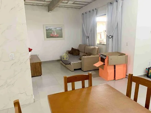 Casa com 146m² 4 quartos e 4 banheiros, à venda, no bairro Colônia Santo Antônio em Barra Mansa
