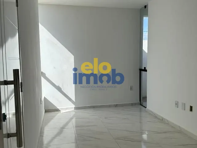 Casa 2 quartos e 1 banheiro, à venda, no bairro Cidade Alta em Caruaru