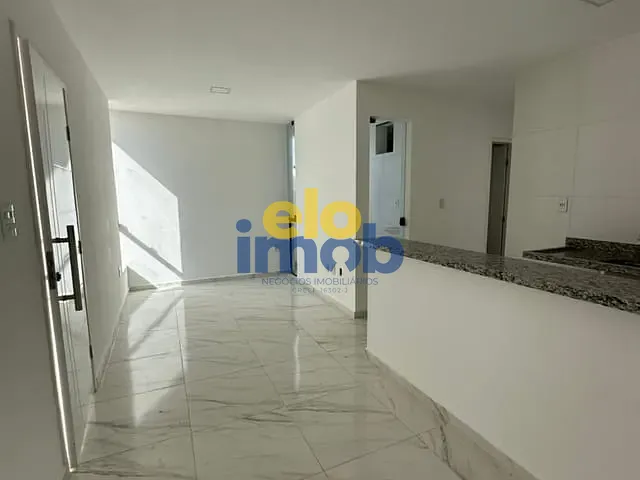 Casa 2 quartos e 1 banheiro, à venda, no bairro Cidade Alta em Caruaru