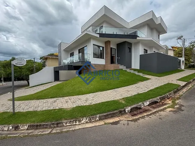 Casa com 397m² 4 quartos e 5 banheiros, à venda, no bairro Pinheirinho em Vinhedo