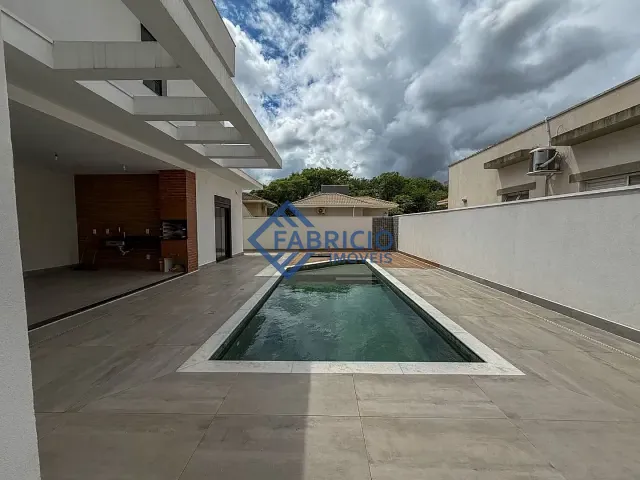 Casa com 397m² 4 quartos e 5 banheiros, à venda, no bairro Pinheirinho em Vinhedo