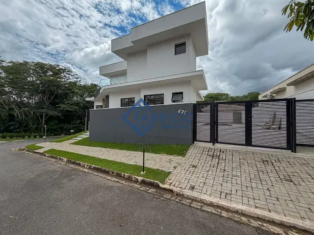 Casa com 397m² 4 quartos e 5 banheiros, à venda, no bairro Pinheirinho em Vinhedo
