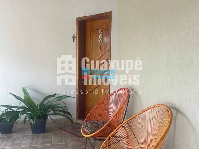 Casa com 210m² 3 quartos e 3 banheiros, à venda, no bairro Bellavilla I em Guaxupé
