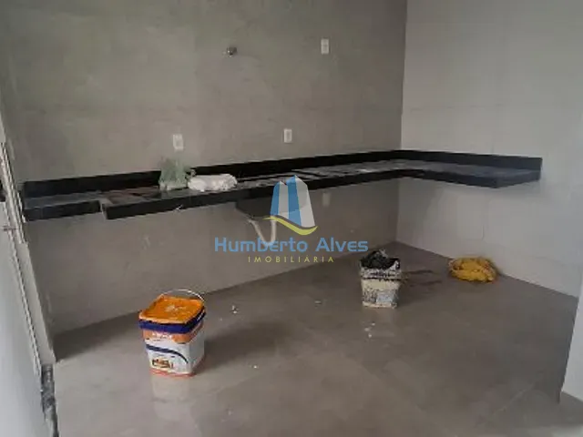 Casa com 100m² 3 quartos e 2 banheiros, à venda, no bairro cidade modelo  em Vitória da Conquista