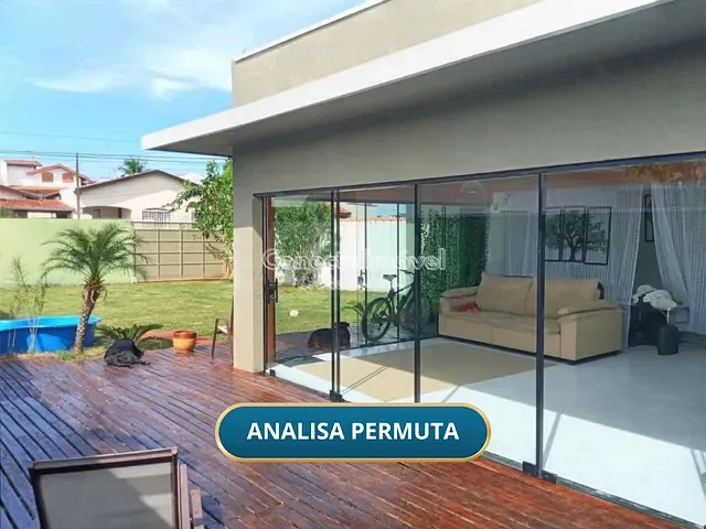 Casa com 300m² 2 quartos e 2 banheiros, à venda, no bairro Morada das Flores em Holambra