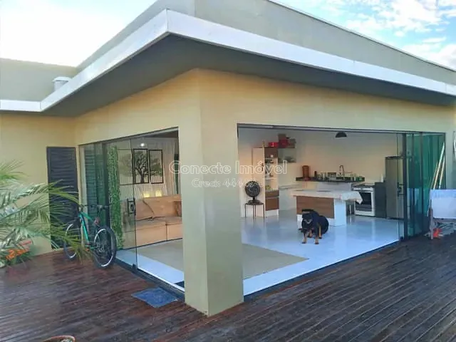 Casa com 300m² 2 quartos e 2 banheiros, à venda, no bairro Morada das Flores em Holambra
