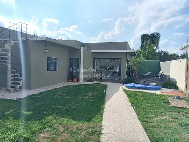 Casa com 300m² 2 quartos e 2 banheiros, à venda, no bairro Morada das Flores em Holambra
