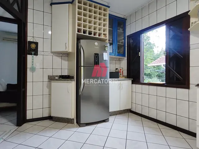 Casa 5 quartos e 5 banheiros, à venda, no bairro Progresso em Blumenau