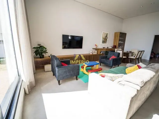 Casa com 976m² 5 quartos e 7 banheiros, à venda ou para alugar, no bairro Loteamento Parque Chapada de Itu em Itu