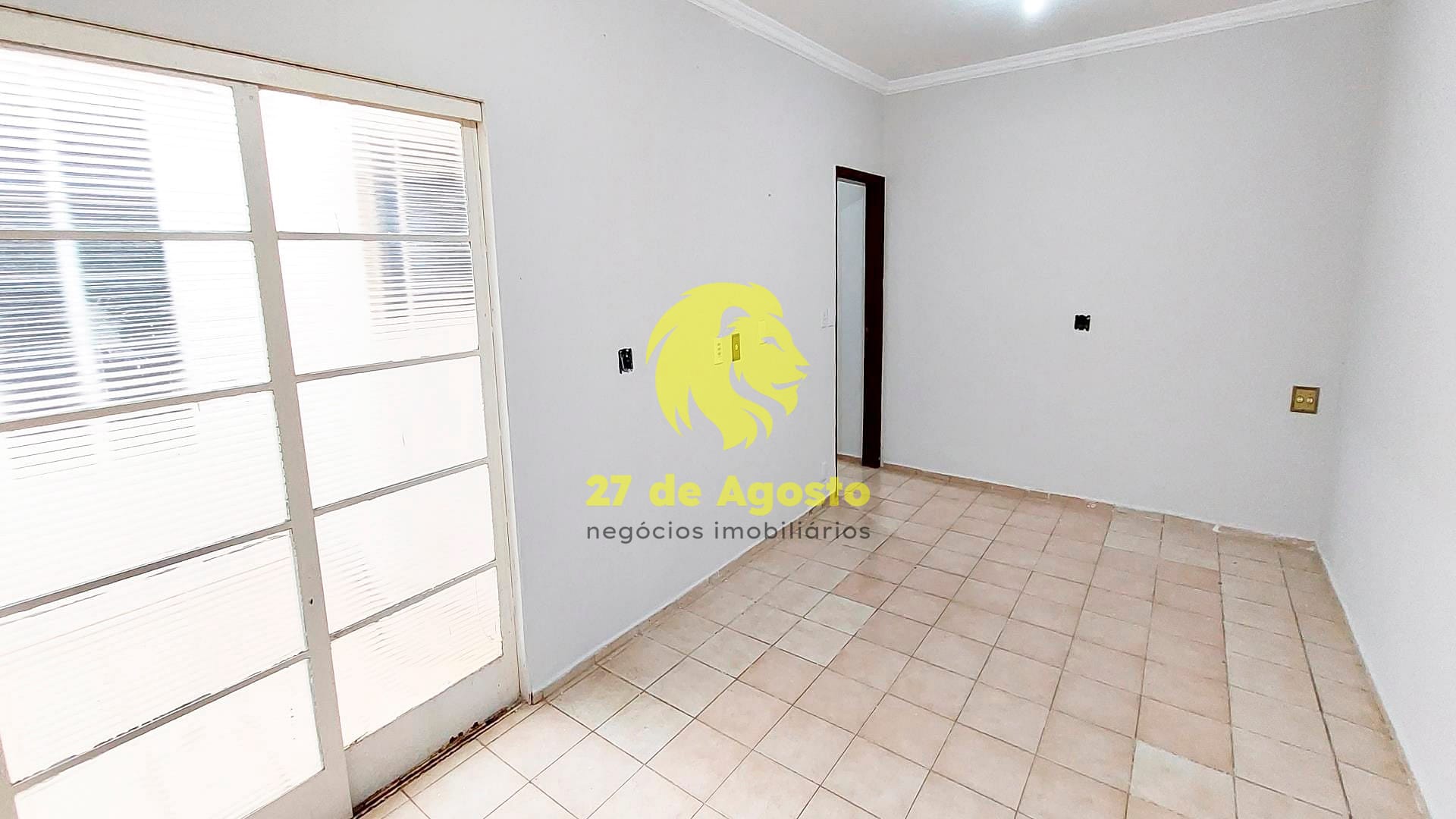 Casa à venda com 3 quartos, 300m² - Foto 13