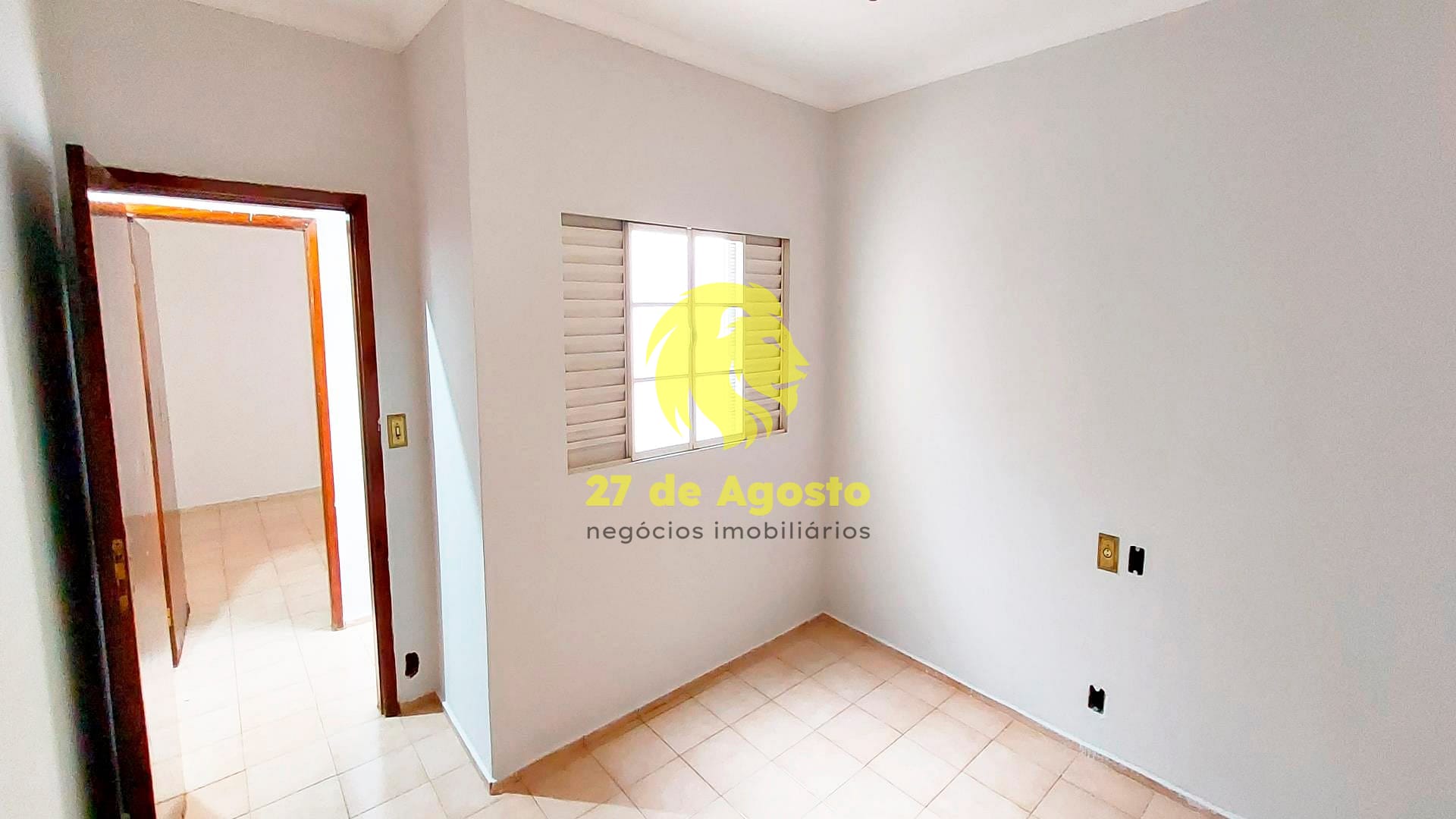 Casa à venda com 3 quartos, 300m² - Foto 14