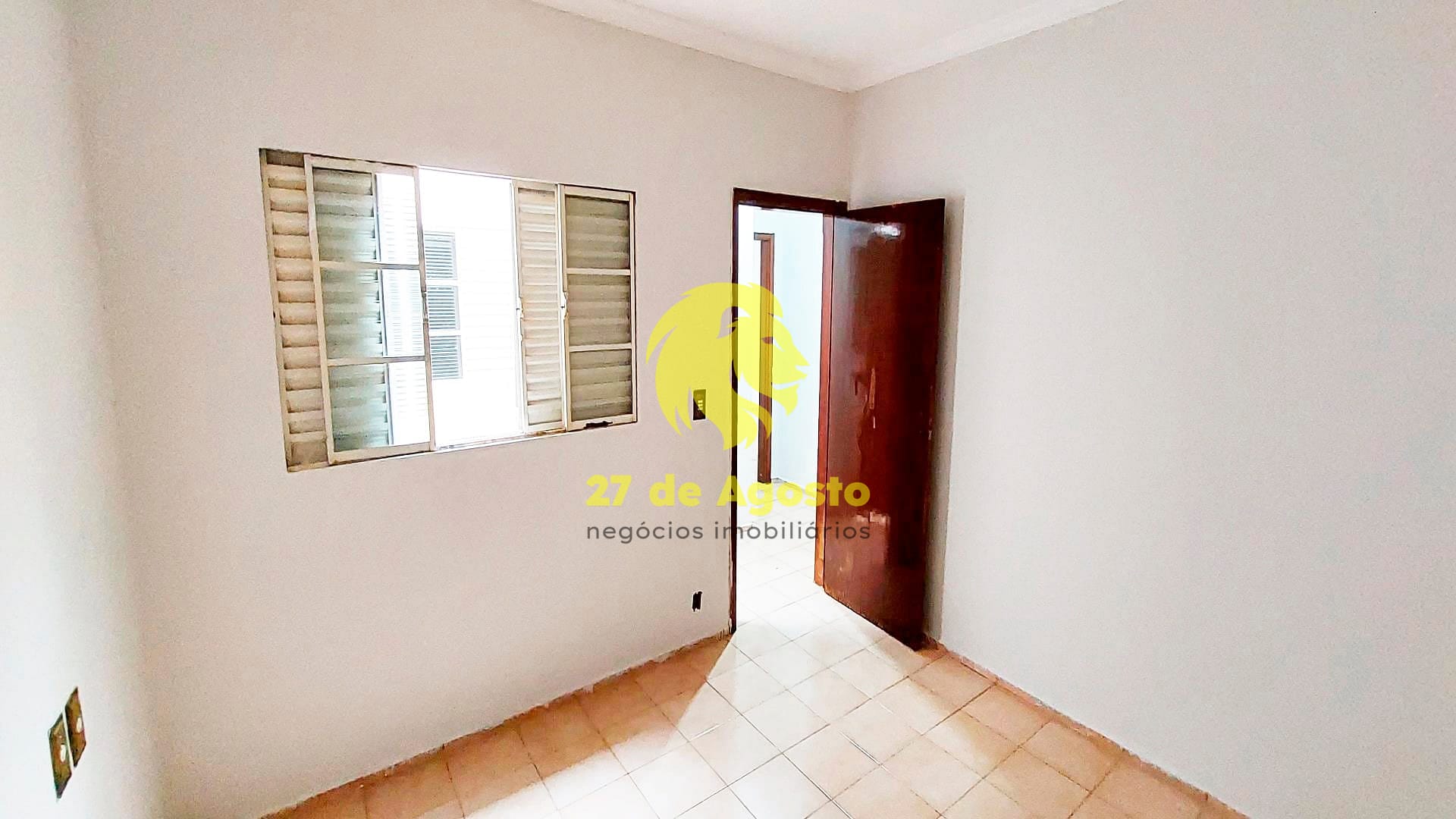 Casa à venda com 3 quartos, 300m² - Foto 16