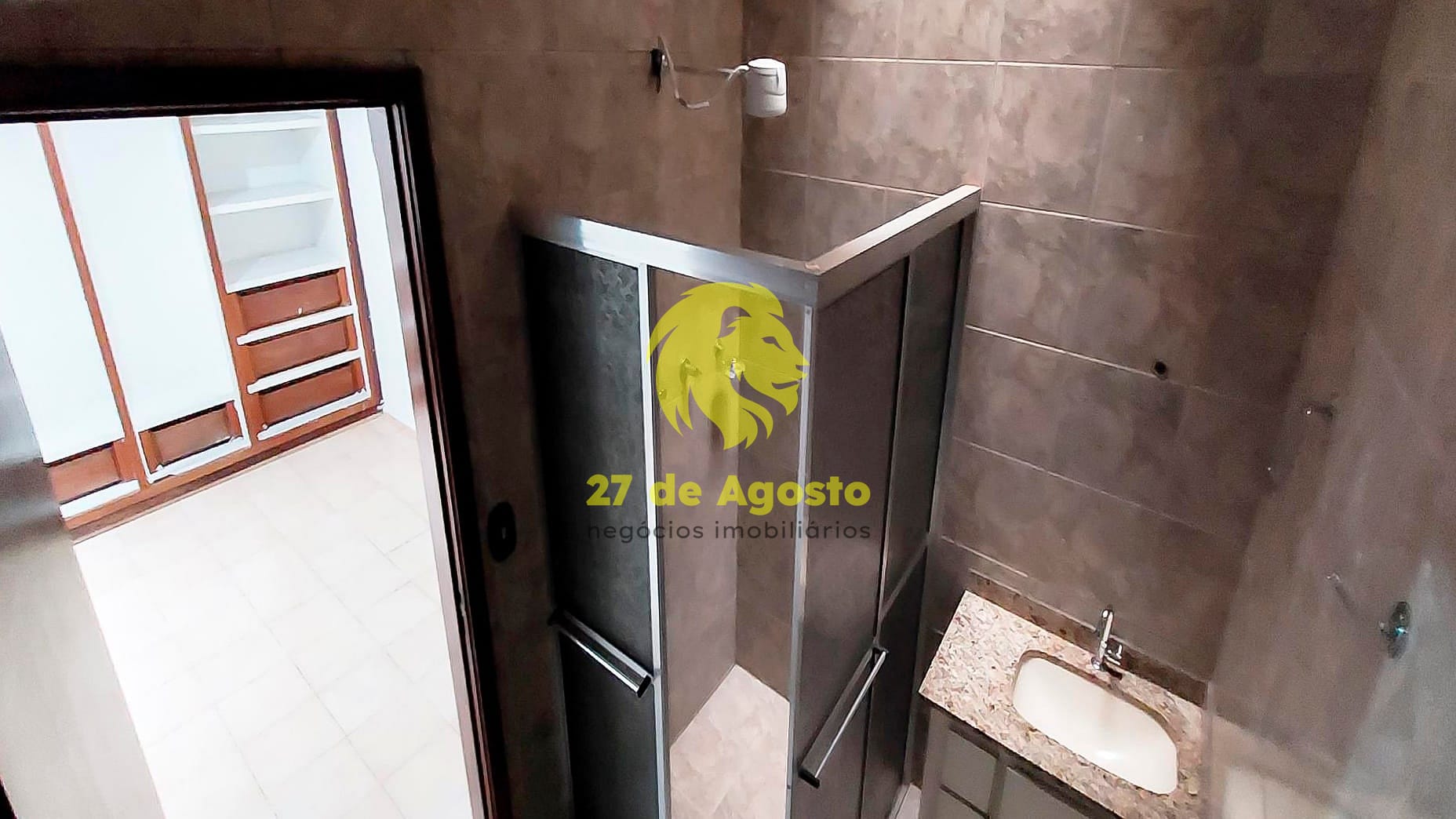 Casa à venda com 3 quartos, 300m² - Foto 20