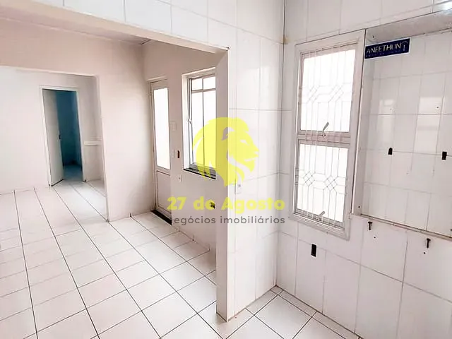 Casa com 500m² 3 quartos e 3 banheiros, à venda, no bairro Centro em Jaú