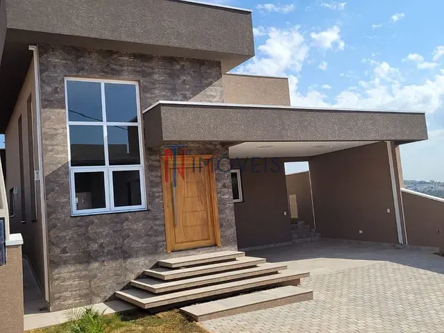 Casa com 360m² 3 quartos e 5 banheiros, à venda, no bairro Jardim dos Pinheiros em Atibaia