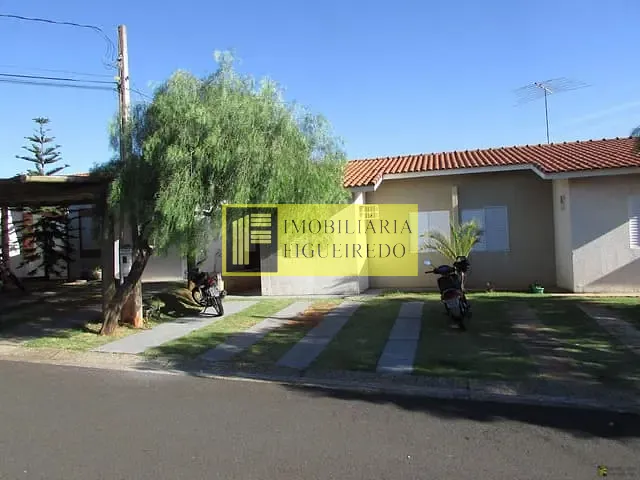 Casa com 46m² 2 quartos e 1 banheiro, para alugar, no bairro Condomínio Residencial Parque da Liberdade II em São José do Rio Preto