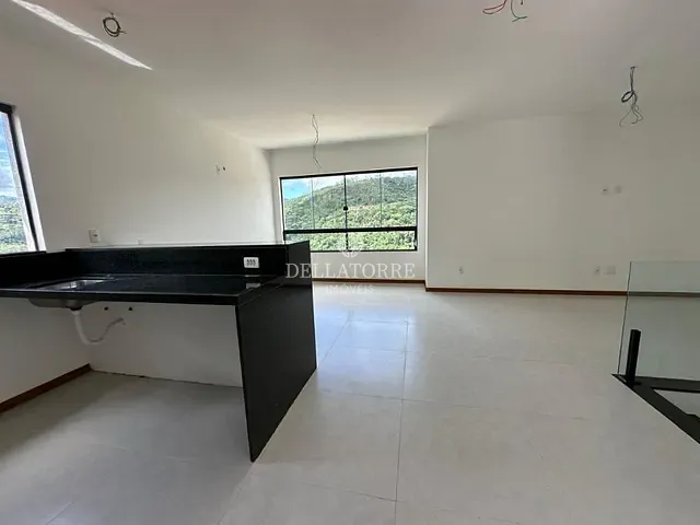 Casa com 131m² 3 quartos e 3 banheiros, à venda, no bairro Golfe em Teresópolis