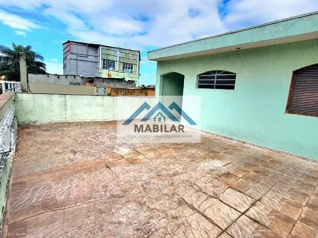 Casa com 240m² 3 quartos e 2 banheiros, à venda, no bairro Vila Mangalot em São Paulo