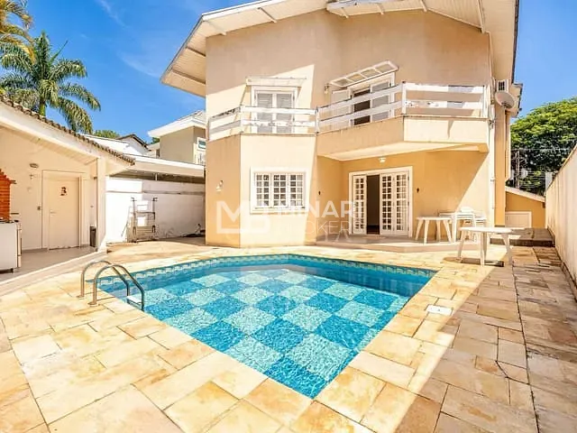 Casa 4 quartos e 6 banheiros, à venda, no bairro Alphaville em Santana de Parnaíba