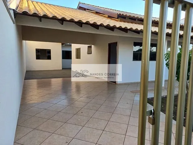Casa 2 quartos e 1 banheiro, à venda, no bairro Cinquentenário em Ibiporã