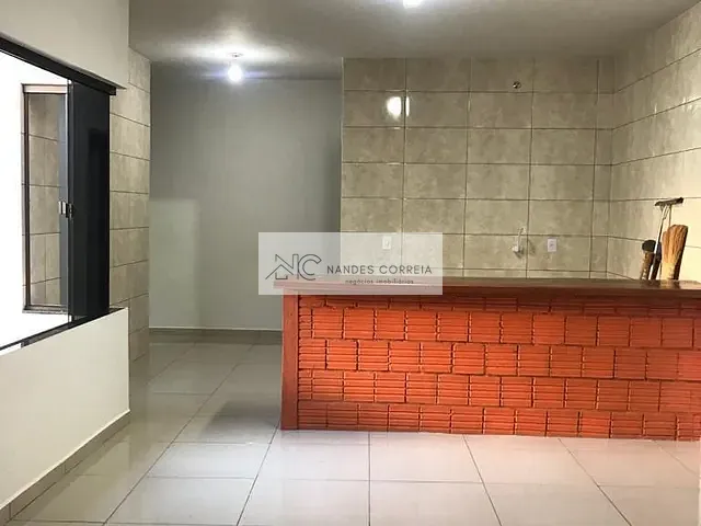 Casa 2 quartos e 1 banheiro, à venda, no bairro Cinquentenário em Ibiporã