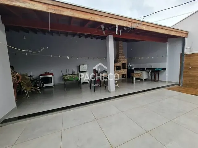 Casa com 300m² 3 quartos e 2 banheiros, à venda, no bairro Jardim Pérola em Santa Bárbara D'Oeste