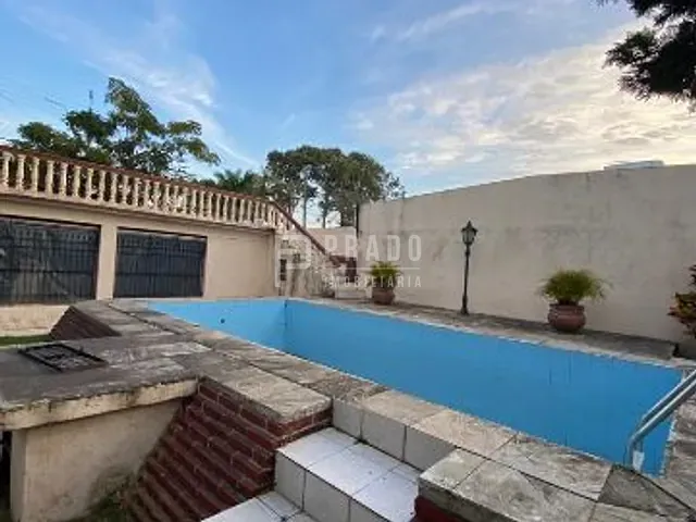Casa com 902m² 2 quartos e 2 banheiros, à venda, no bairro Laranjal em Pelotas