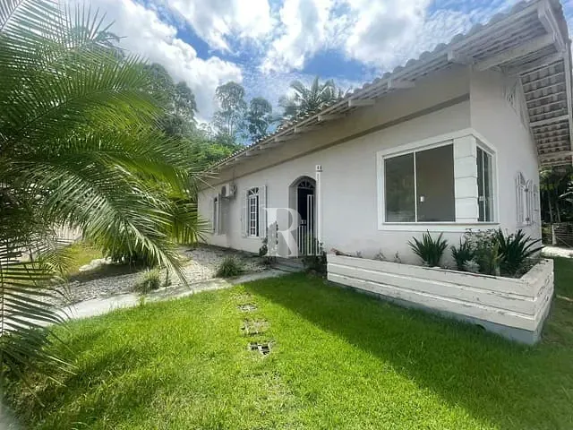 Casa 3 quartos e 1 banheiro, à venda, no bairro Nova Descoberta em Tijucas
