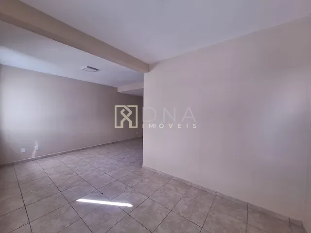 Casa 3 quartos e 3 banheiros, à venda ou para alugar, no bairro Urbanova VI em São José dos Campos