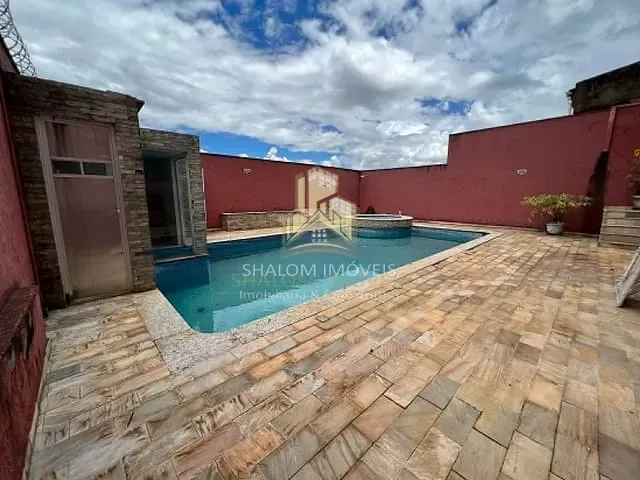 Casa com 300m² 3 quartos e 3 banheiros, à venda, no bairro ALVARO CAMARGOS em Belo Horizonte