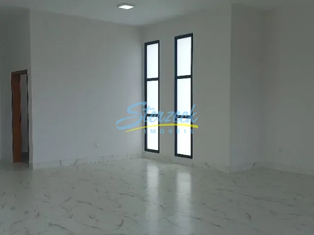 Casa com 1200m² 4 quartos e 6 banheiros, à venda, no bairro Residencial Delle Stelle em Louveira