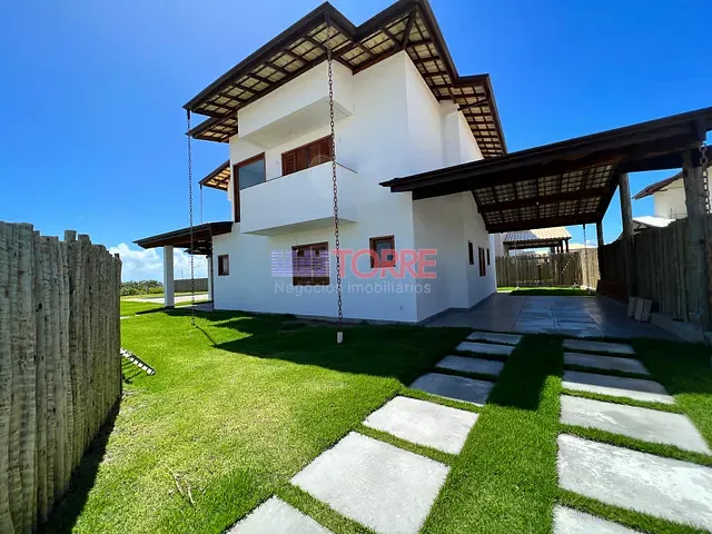 Casa com 1050m² 5 quartos e 6 banheiros, à venda, no bairro Olivença em Ilhéus