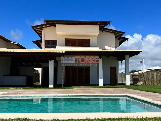Casa com 1050m² 5 quartos e 6 banheiros, à venda, no bairro Olivença em Ilhéus