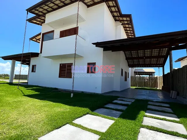 Casa com 1050m² 5 quartos e 6 banheiros, à venda, no bairro Olivença em Ilhéus