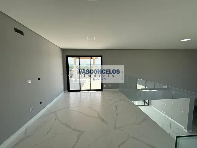 Casa com 600m² 3 quartos e 5 banheiros, à venda, no bairro Urbanova em São José dos Campos