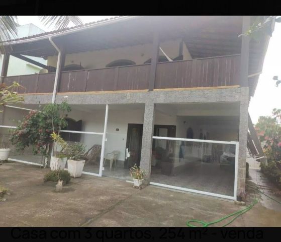 Casa com 450m² 3 quartos e 3 banheiros, à venda ou para alugar, no bairro Ouro Verde em Rio das Ostras