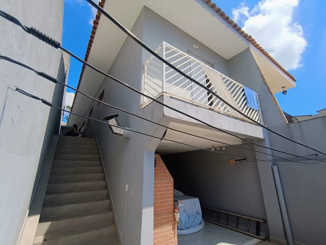 Casa 3 quartos e 2 banheiros, para alugar, no bairro Jardim Santo Elias em São Paulo