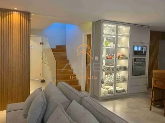 Casa com 300m² 3 quartos e 4 banheiros, à venda, no bairro Areal em Pelotas