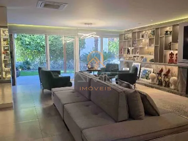 Casa com 300m² 3 quartos e 4 banheiros, à venda, no bairro Areal em Pelotas