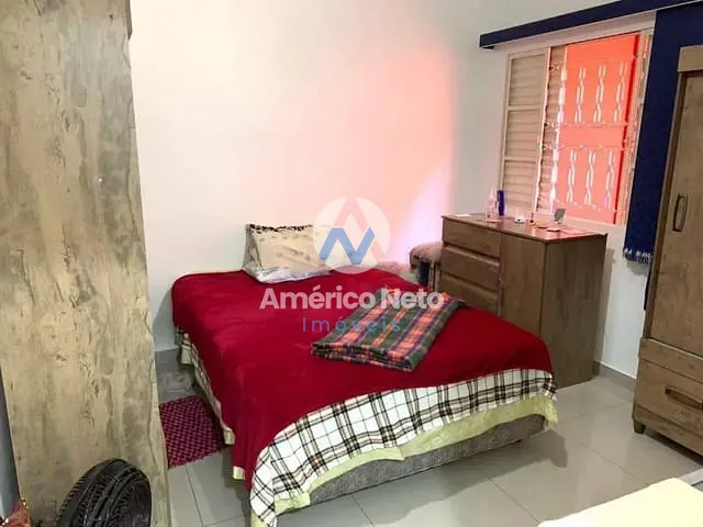 Sobrado com 220m² 4 quartos e 4 banheiros, à venda ou para alugar, no bairro Mauá em São Caetano do Sul