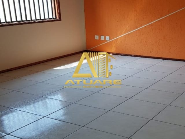Casa com 166m² 3 quartos e 1 banheiro, à venda, no bairro SÃO CARLOS em Pouso Alegre