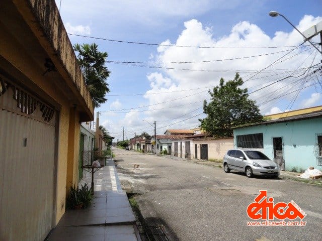 Casa 4 quartos e 2 banheiros, à venda, no bairro Parque Verde em Belém