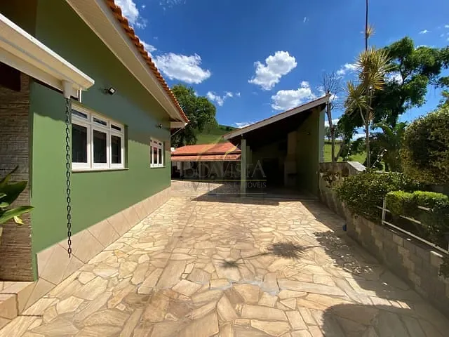 Casa com 718m² 5 quartos e 3 banheiros, à venda, no bairro Jardim Alvorada em Piracaia