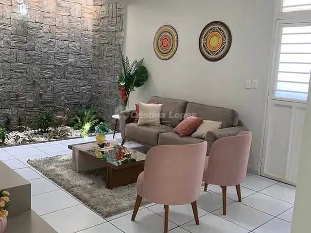 Casa com 153m² 4 quartos e 1 banheiro, à venda, no bairro Cristo Rei em Teresina