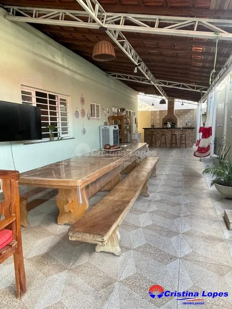 Casa, 4 quartos, 153 m² - Foto 1