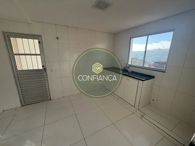 Apartamento 2 quartos e 1 banheiro, para alugar, no bairro Goiânia em Belo Horizonte