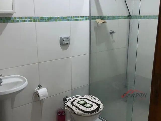 Casa 2 quartos e 1 banheiro, à venda, no bairro Residencial Araucária em Apucarana