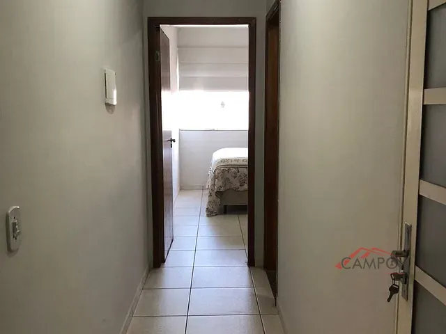 Casa 2 quartos e 1 banheiro, à venda, no bairro Residencial Araucária em Apucarana