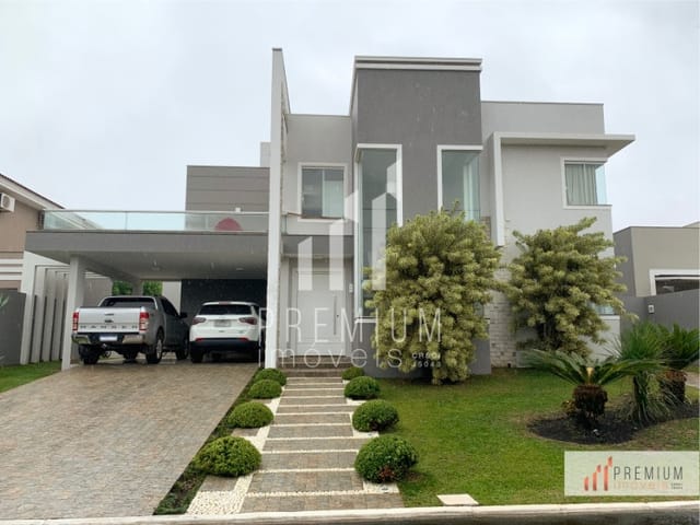Casa com 315m² 4 quartos e 4 banheiros, à venda, no bairro CHAPADA em PONTA GROSSA