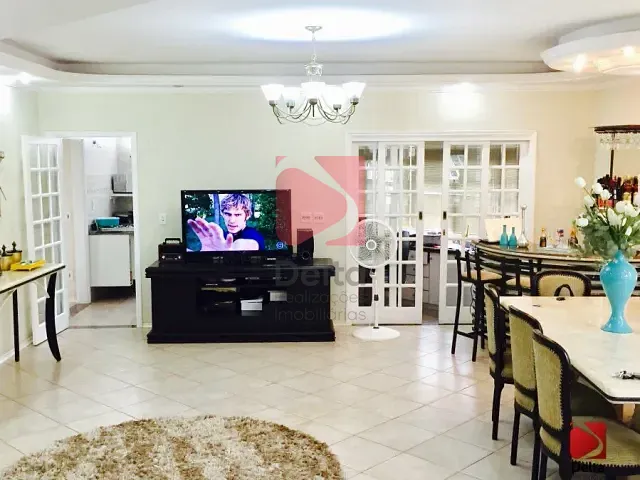 Casa à venda, no bairro Cidade Jardim em Pirassununga